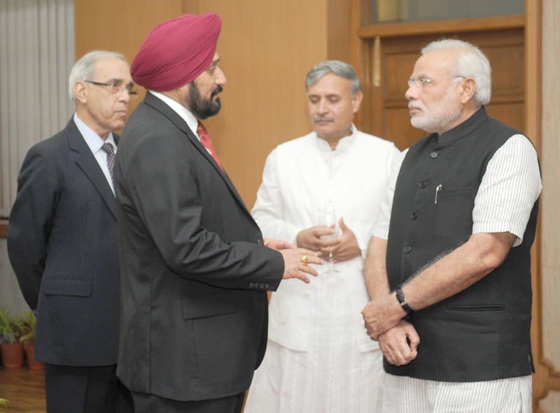 PM hosts farewell dinner in honour of Gen. Bikram Singh