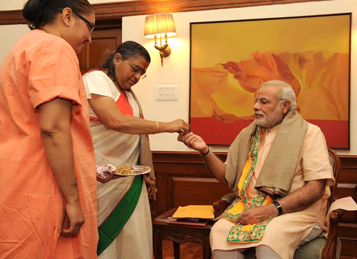 Goswami Indira Beti ji calls on PM