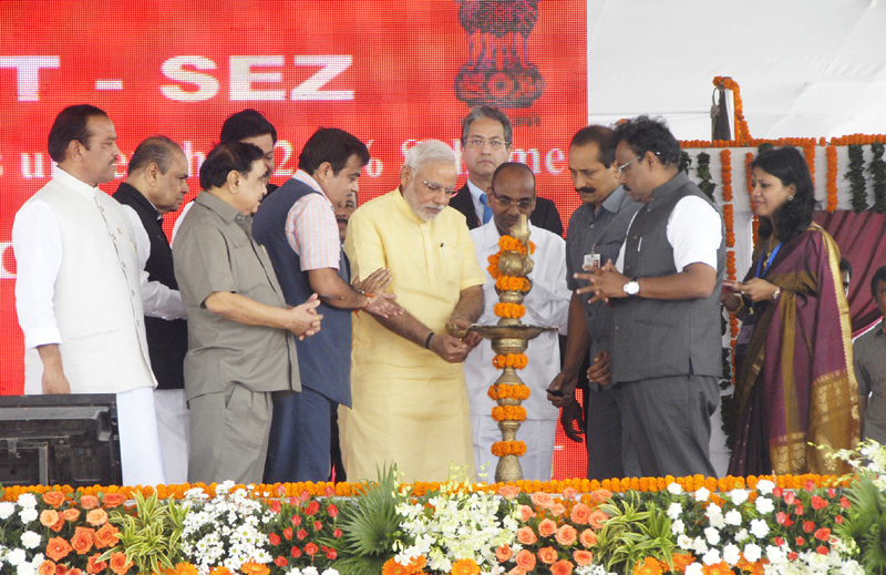 Text of PM’s address during the foundation stone ceremony of Jawaharlal Nehru Port Trust Special Economic Zone (JNPT SEZ) and Port Connectivity Road, at Sheva in Navi Mumbai