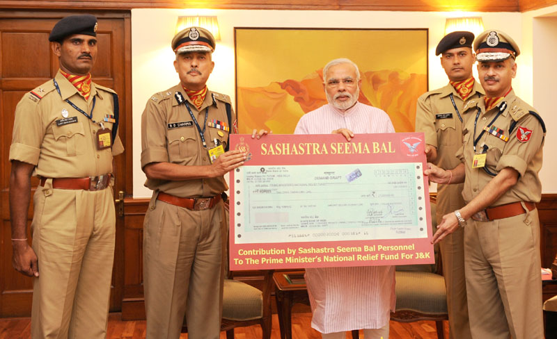 Sashastra Seema Bal, SRM University and ITC make donations for PMNRF