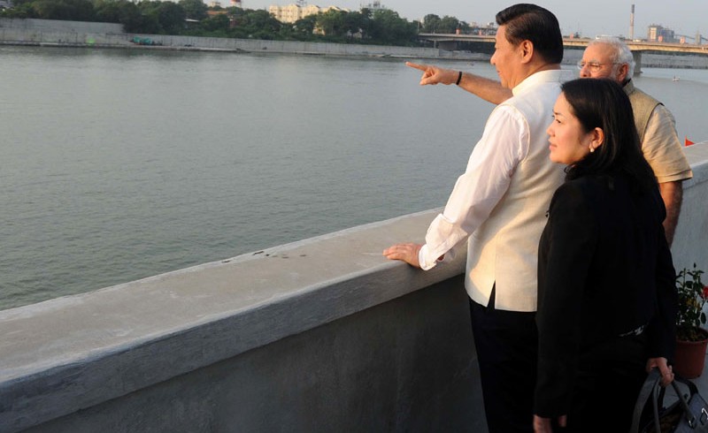 Chinese President and First Lady visit Sabarmati Riverfront, accompanied by the PM