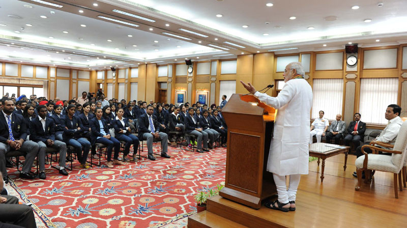 PM felicitates medal winners of the 17th Asian Games, Incheon 2014