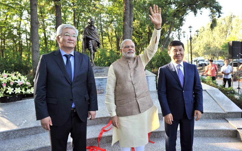 PM unveils statue of Mahatma Gandhi in Bishkek