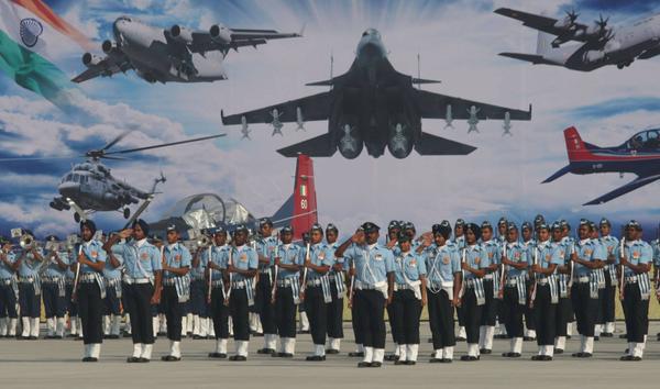 PM salutes the Air Force personnel, on Air Force Day