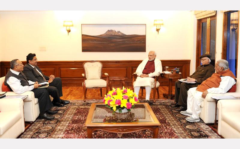 PM attends meeting of Somnath Trust