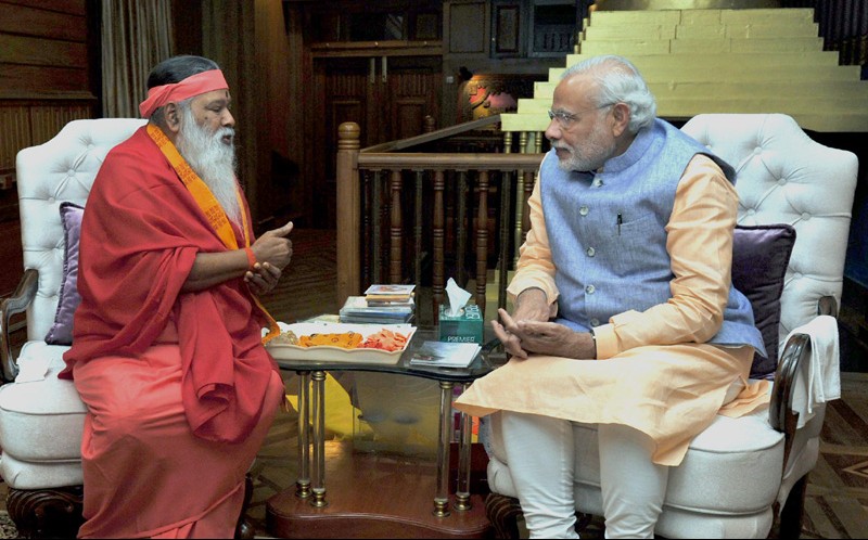 प्रधानमंत्री ने मैसूर में अवधूत दत्त पीठम का दौरा किया, श्री सुत्तूर मठ के जगतगुरू श्री शिवराथरी राजेन्द्र महास्वामी जी के शताब्दी समारोह में भाग लिया