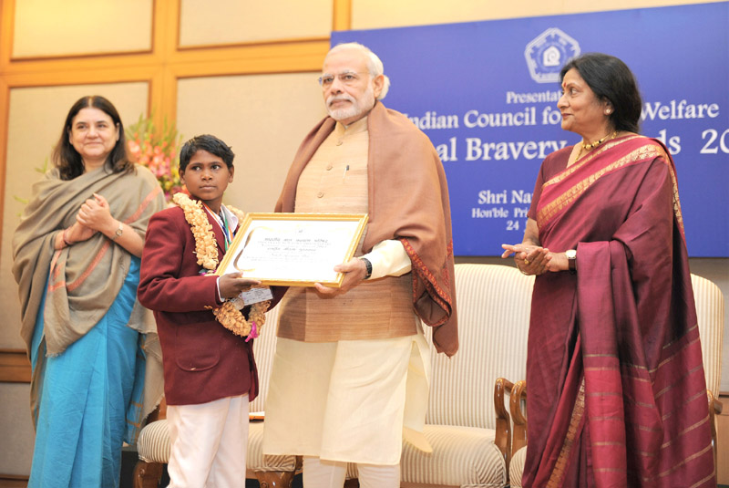 PM presents National Bravery Awards to children