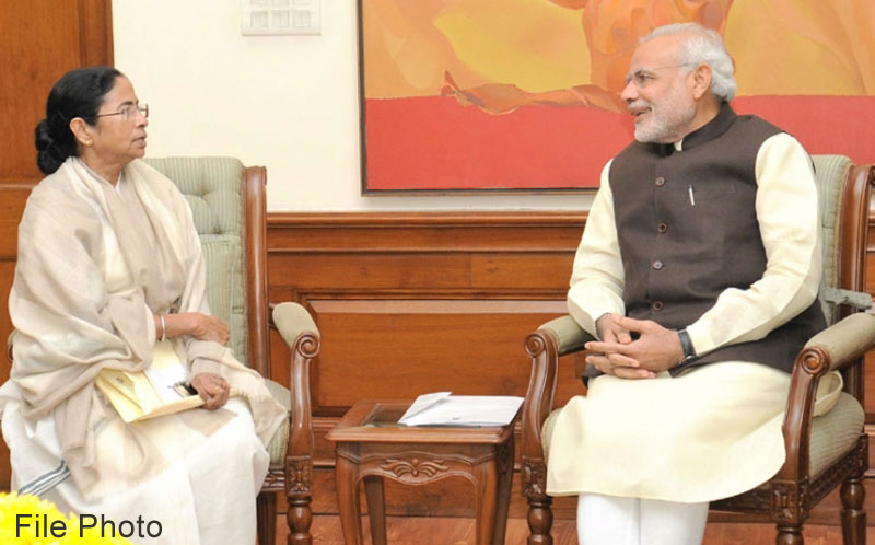 PM speaks to CM of West Bengal on the situation arising due to the collapse of an under construction flyover in Kolkata