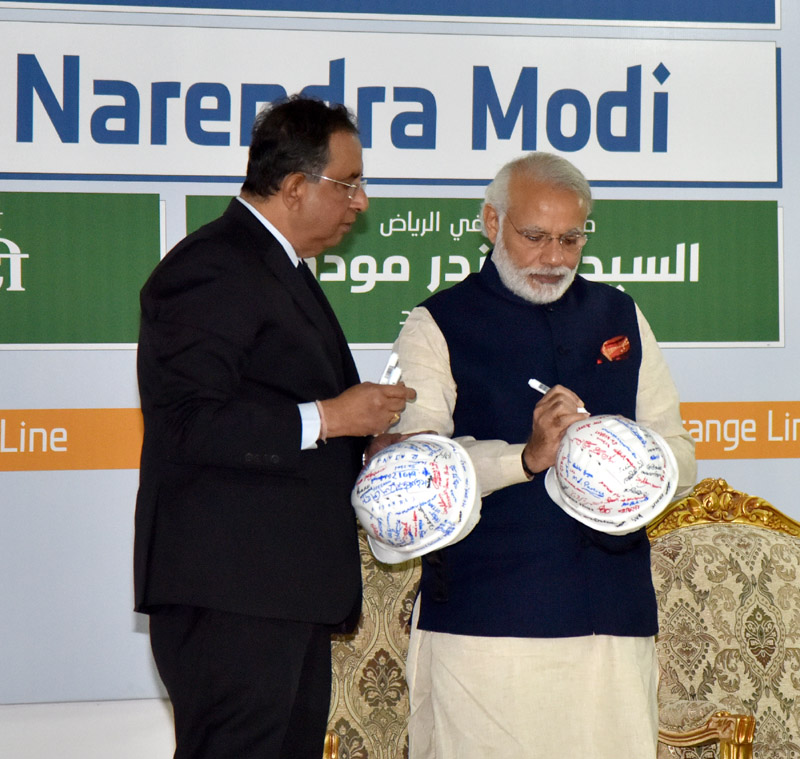 The Prime Minister, Shri Narendra Modi signing the helmet, during his visit to the L&T residential complex, in Riyadh Saudi Arabia on April 02, 2016.