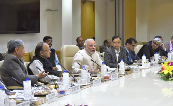 प्रधानमंत्री ने नीति आयेाग की बैठक में भाग लिया और अर्थशास्त्रियों के साथ‘आर्थिक नीति – अगला रास्ताी’ विषय पर विचार-विमर्श