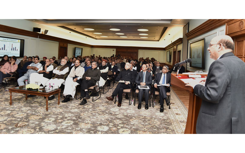 Three Groups of Secretaries present ideas on governance, science & technology, and energy & environment to PM