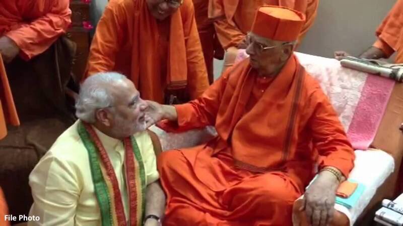 PM condoles the demise of Swami Atmasthananda ji