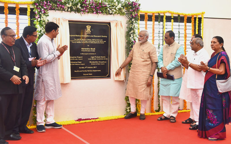 PM visits Vadnagar, launches Intensified Mission Indradhanush, addresses public meeting