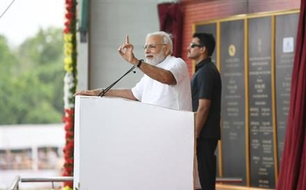 धनबाद में विभिन्न योजनाओं की आधारशिला रखने के अवसर पर प्रधानमंत्री का संबोधन
