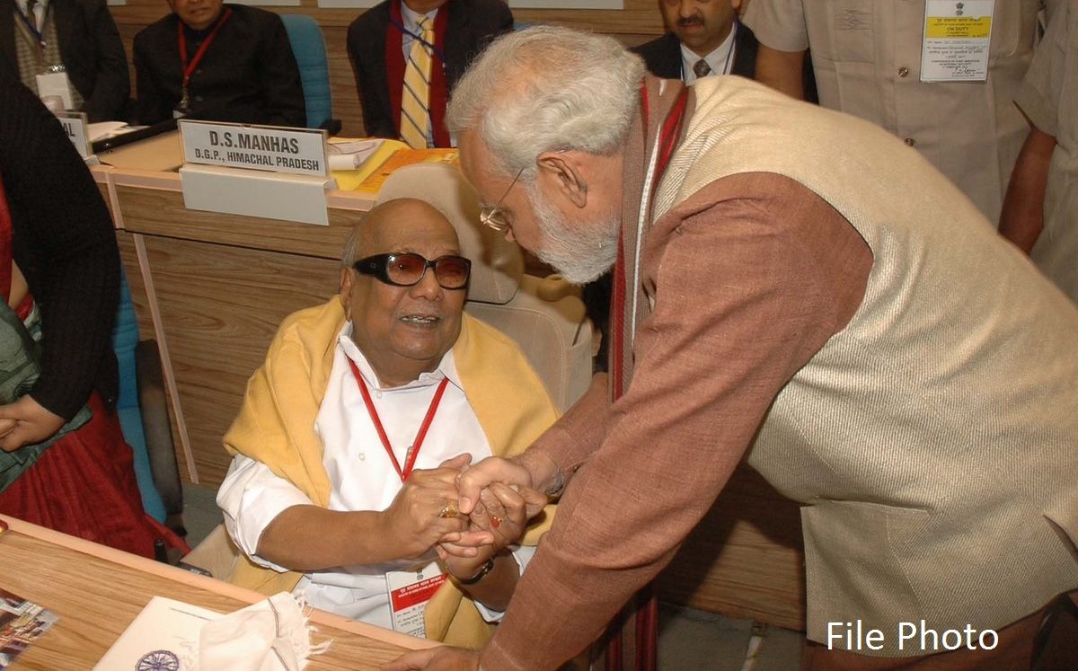 मंत्रिमंडल ने तमिलनाडु के पूर्व मुख्‍यमंत्री डॉ.एम. करुणानिधि के निधन पर शोक व्‍यक्‍त किया