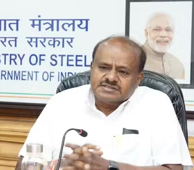 హెచ్.డి.కుమారస్వామి – కేంద్ర భారీ పరిశ్రమలు మరియు ఉక్కు మంత్రి
