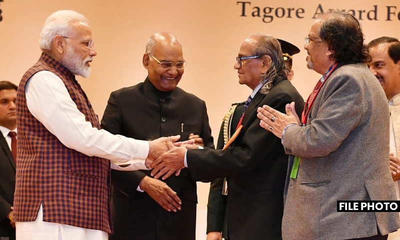 PM expresses grief over the passing of renowned sculptor Shri Ram Sutar Ji