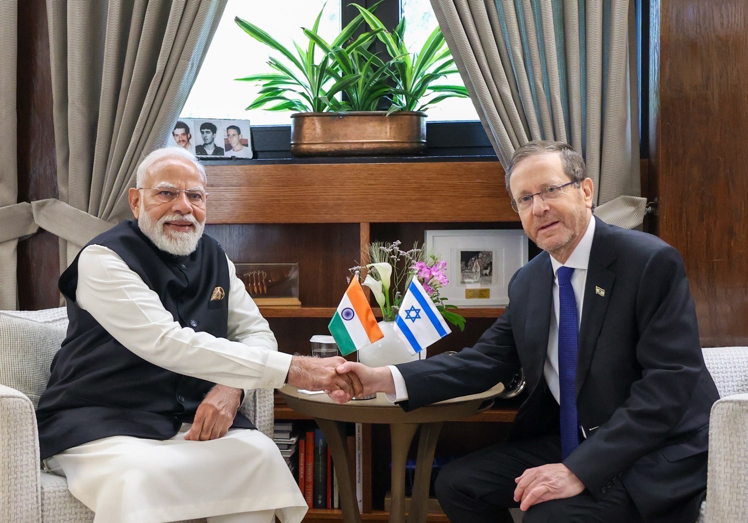 PM meets with the President of Israel