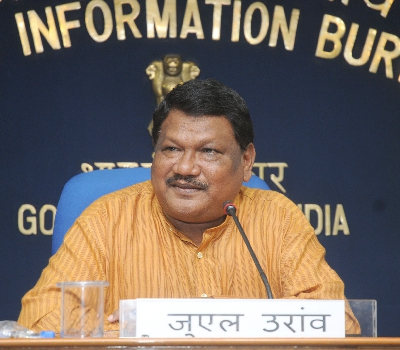 ಶ್ರೀ ಜುವಾಲ್ ಓರಂ, ಬುಡಕಟ್ಟು ವ್ಯವಹಾರಗಳ ಸಚಿವರು.