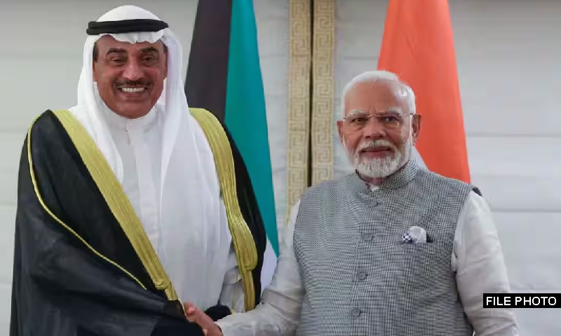 PM Speaks with Crown Prince of Kuwait