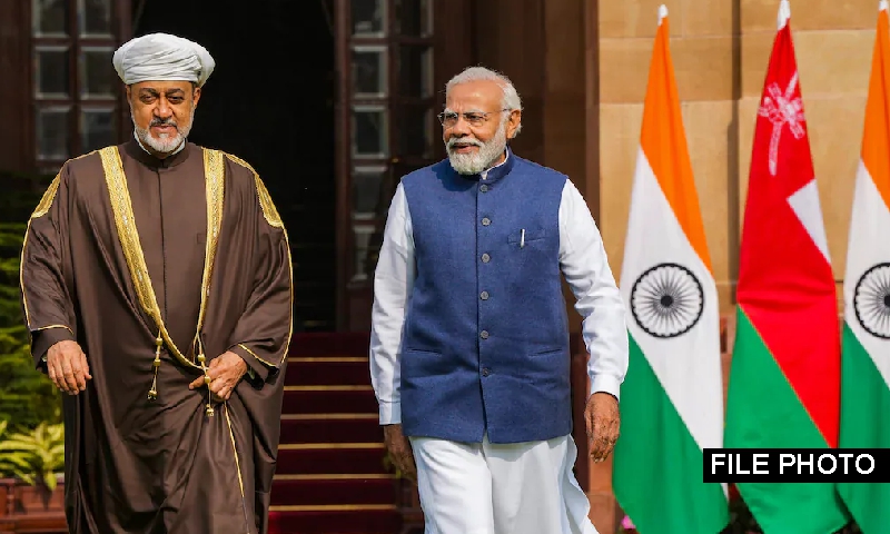 PM Speaks with Sultan of Oman