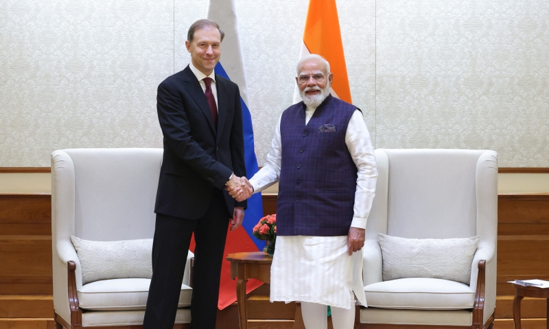 First Deputy PM of Russia Denis Manturov calls on PM