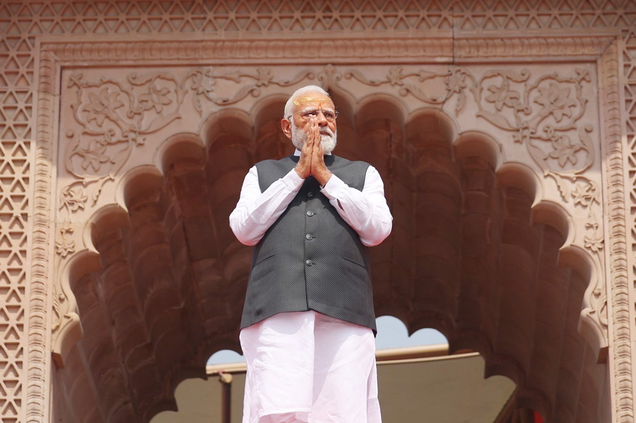 PM shares glimpses of his address during the inauguration of Ganga Expressway in Hardoi, Uttar Pradesh