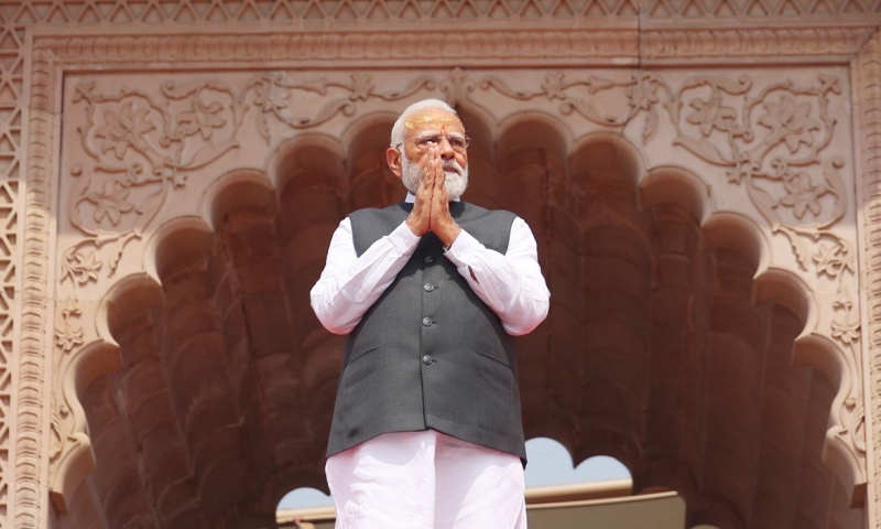 PM shares glimpses of his address during the inauguration of Ganga Expressway in Hardoi, Uttar Pradesh
