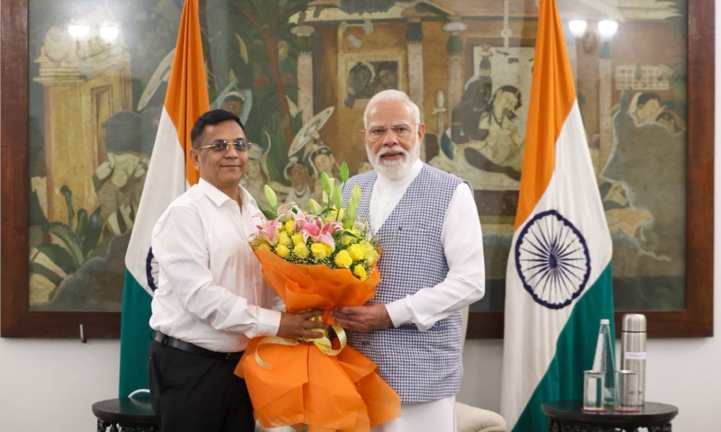 Prof. Gobardhan Das Ji meets the PM