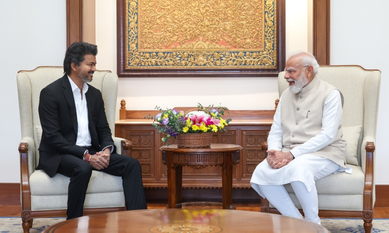 Chief Minister of Tamil Nadu meets PM