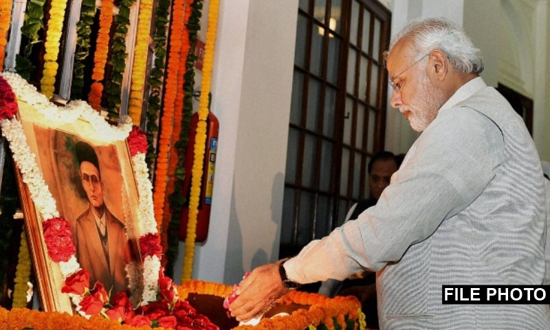 PM remembers Veer Savarkar on his Jayanti