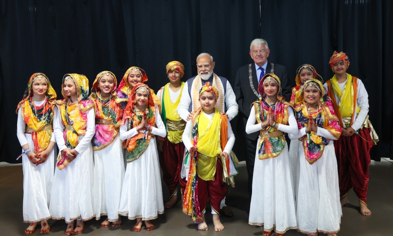 PM addresses the Indian Diaspora in the Netherlands
