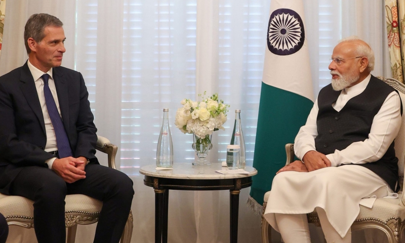 PM discusses maritime connectivity and collaboration opportunities with CMA CGM Chairman and CEO Rodolphe Saade