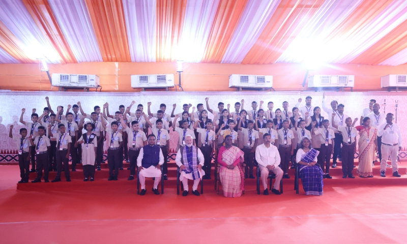 PM visits school in Pahadpur village, highlights efforts to improve educational infrastructure