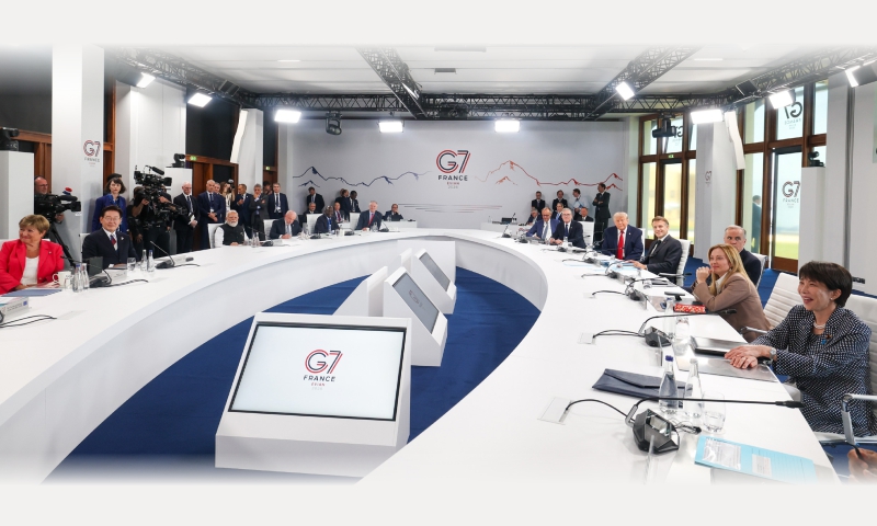 PM addresses the session on “Reviving a Balanced, Shared and Sustainable Economic Growth for All” at G7 Summit in Evian, France PM addresses the session on “Reviving a Balanced, Shared and Sustainable Economic Growth for All” at G7 Summit in Evian, France