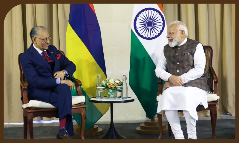 PM meets with the Prime Minister of Mauritius