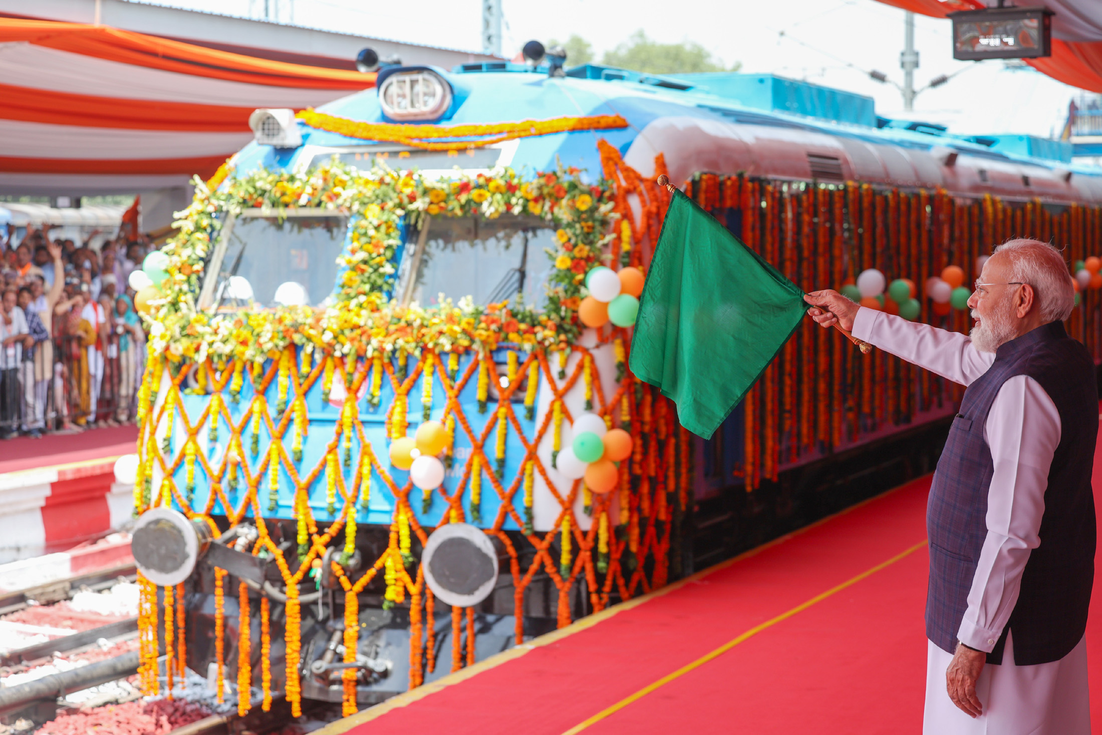 PM shares glimpses from inauguration and laying of foundation stone for development projects in Jind, Haryana